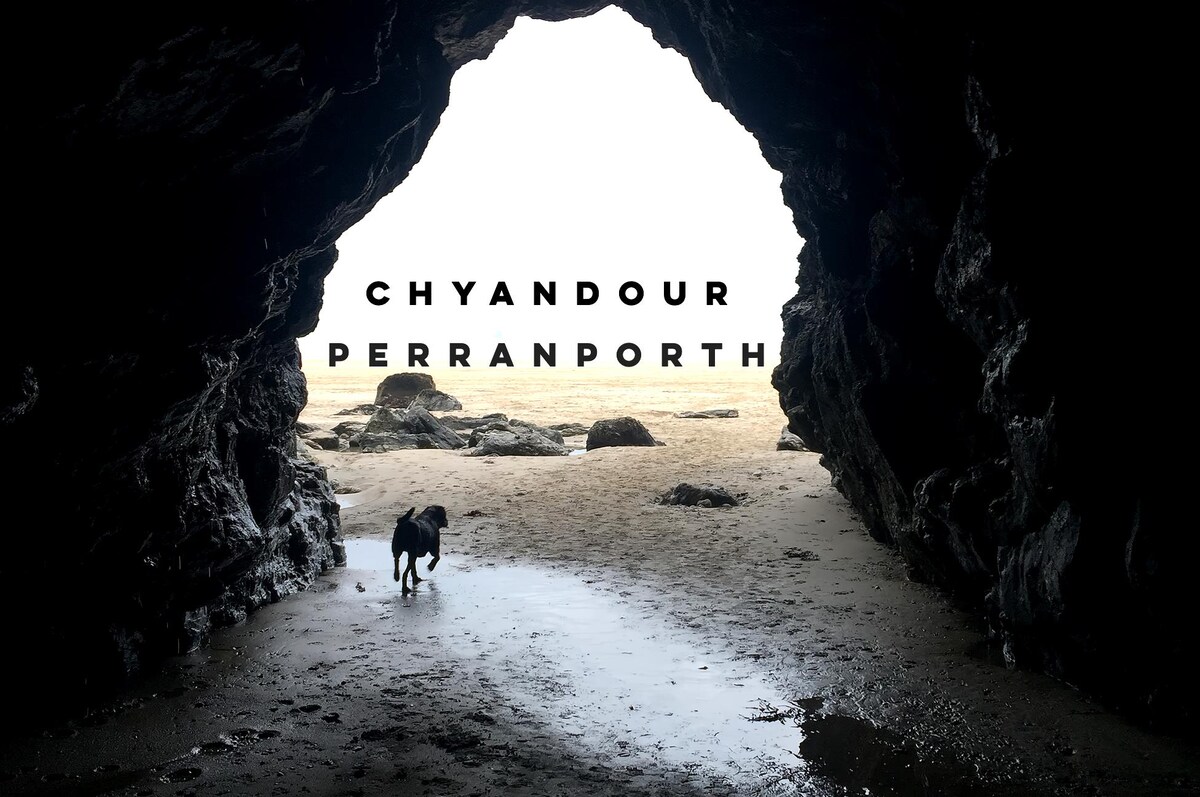 Popular Airbnb listing: Short level walk to Beach and town in Perranzabuloe