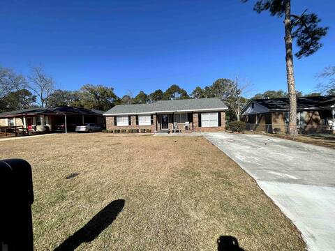 Cozy 4 bedroom house with plenty of room to relax.
