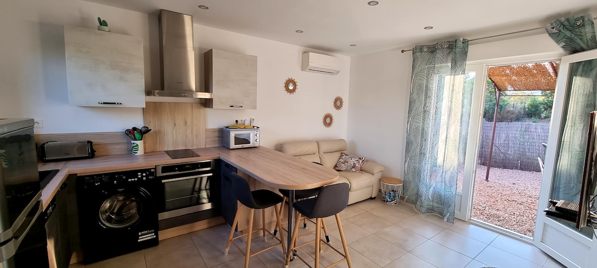 Top Airbnb: Hosted by Baptiste and Laura in Figari