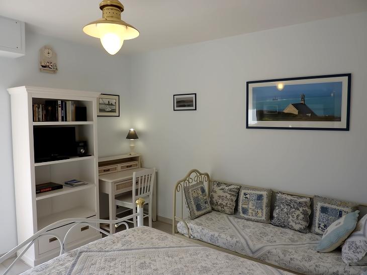 Annonce Airbnb populaire: St Malo, new studio, good location, pets accepted à Saint Malo