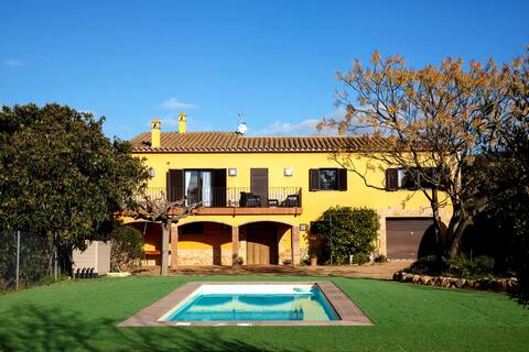 Can Capell house with pool