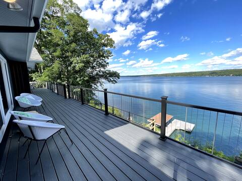 Secluded Lakefront Home! Fresh house fan favorite