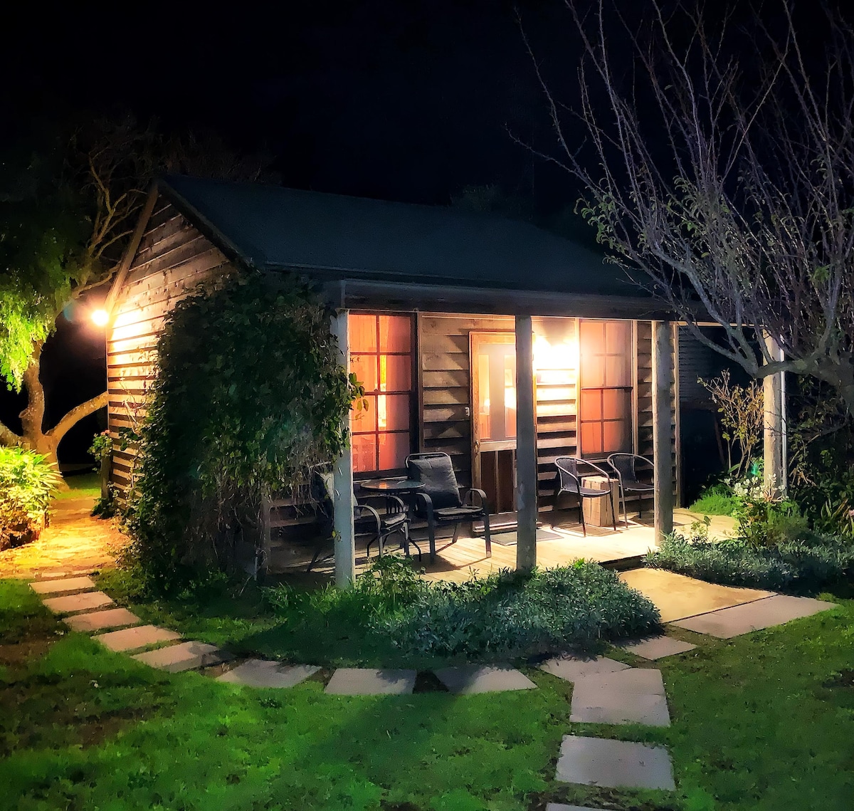 Top performing Airbnb: Ardlie at Cherry Plum Cottages in Port Fairy