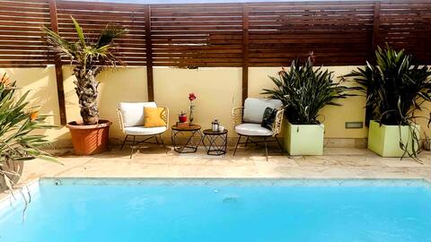 Traditional Townhouse, Private Pool Central Malta