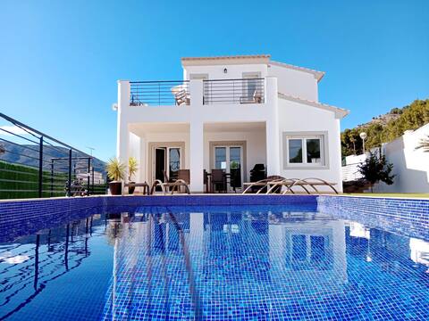 New villa with pool and views