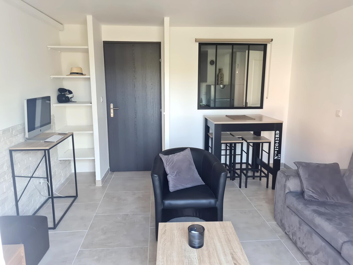 Beliebte Airbnb-Anzeige: Zen apartment in Fréjus