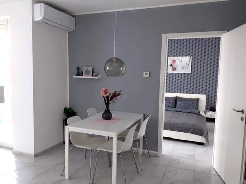 Bendegúz Studio Apartment: Szfvár.Mardy út 16/A