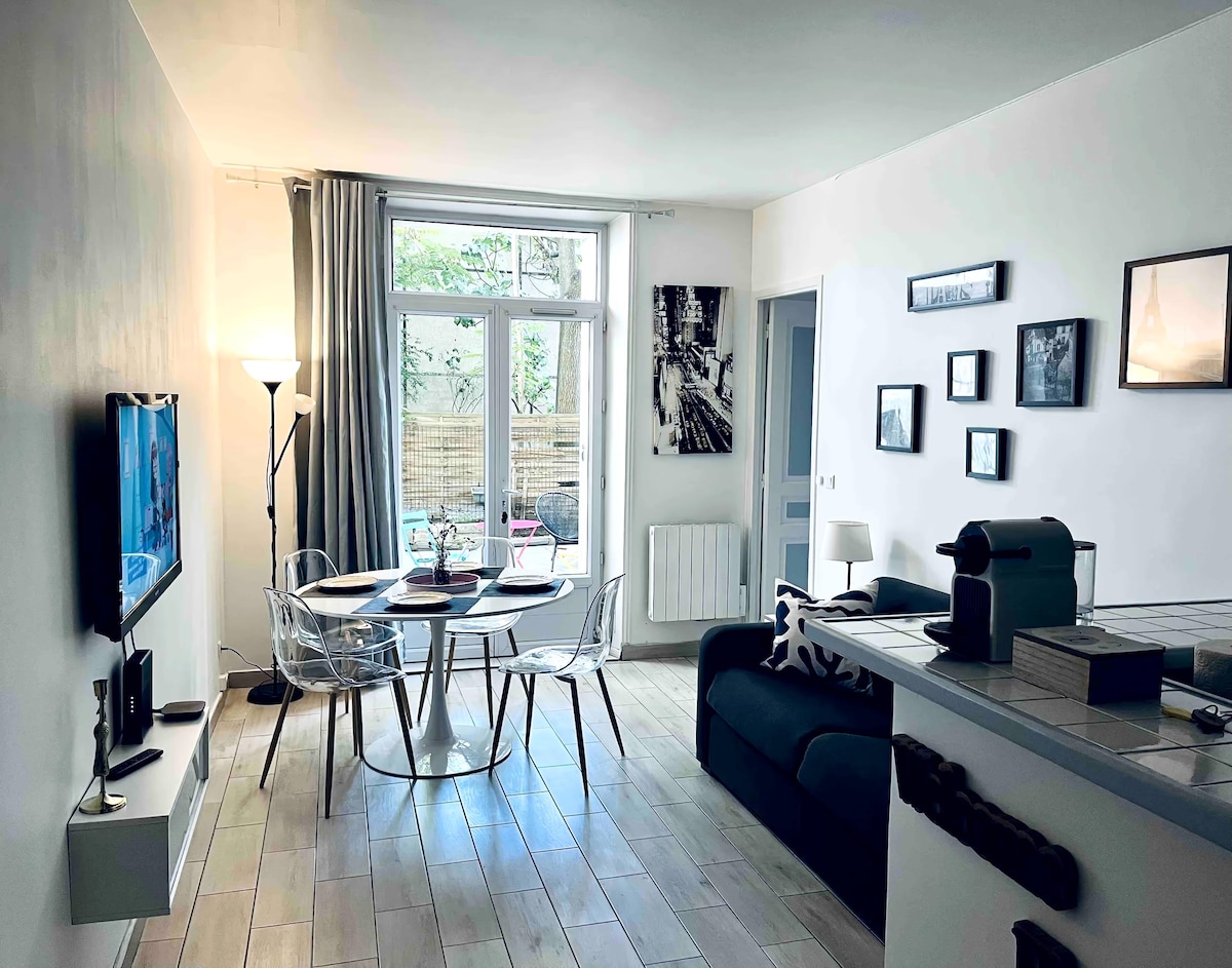 Annonce Airbnb populaire: Wendy’s F2 Flat calme courtyard,near metro à Maisons Alfort