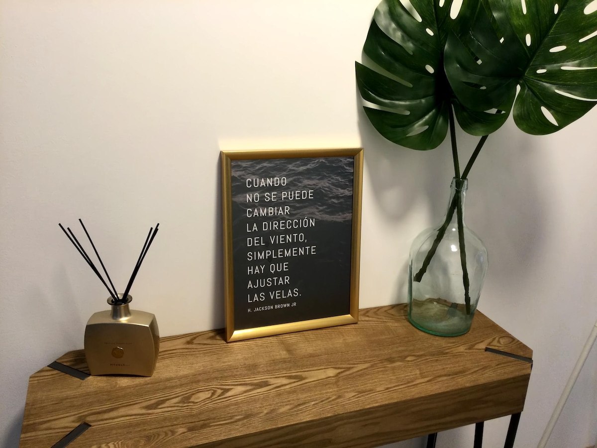 Top performing Airbnb: Stunning views right on the beach. in Carnota