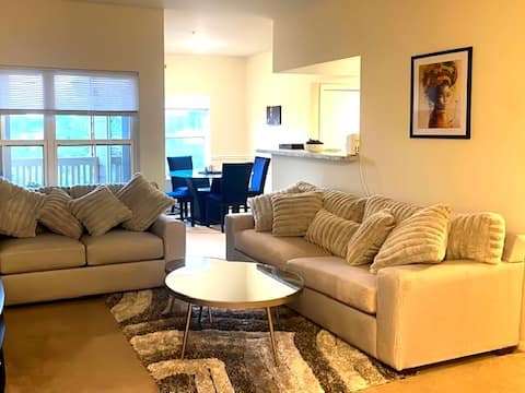 Lovely 2 bedroom rental close to Dulles airport