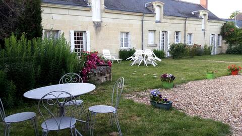 Longère tourangelle with character