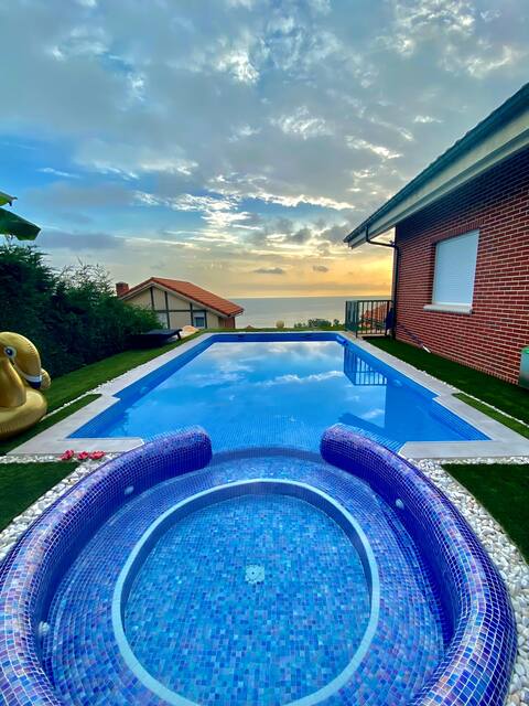 LA CASUCA MIRAMAR