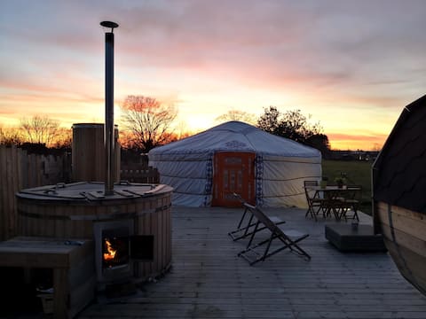 Yurt, wellness, microwave, charm and comfort