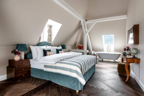 Numa | XL Room w/ Bathtub near Hellbrunn Palace