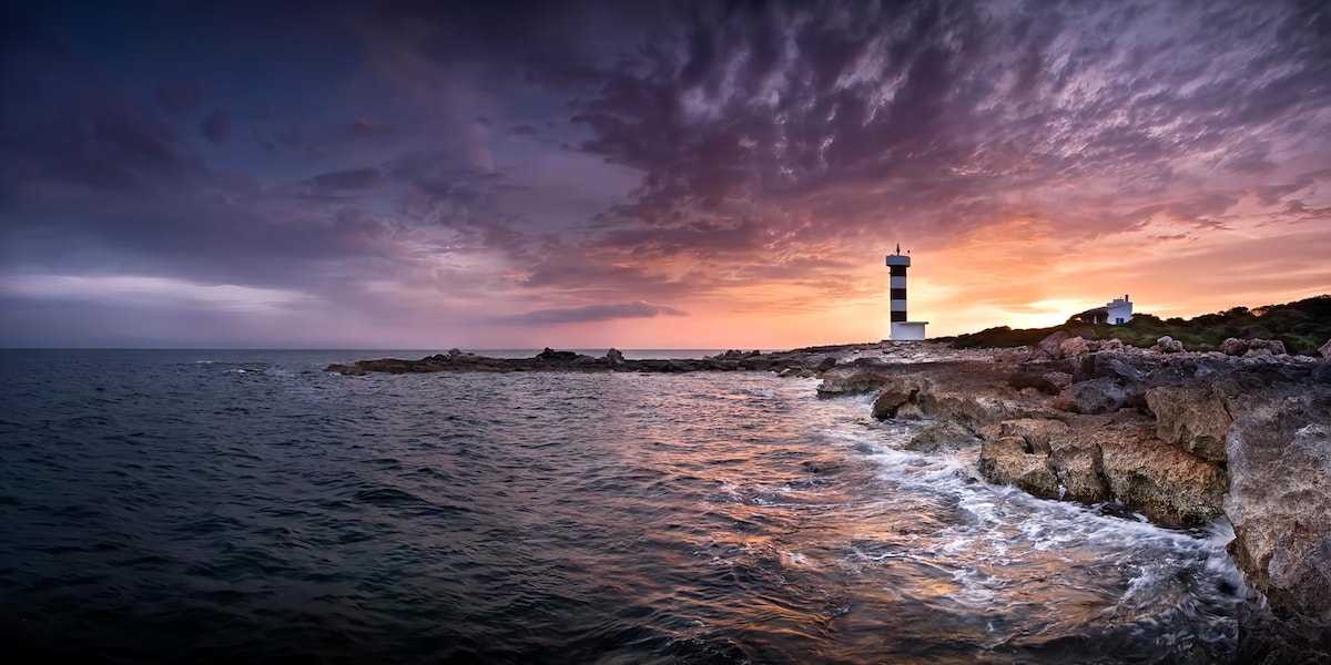 Top performing Airbnb: Modern House just beside the sea in Llucmajor