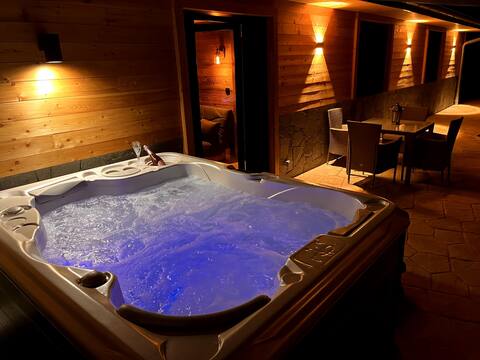 Gite with private Orel Jacuzzi