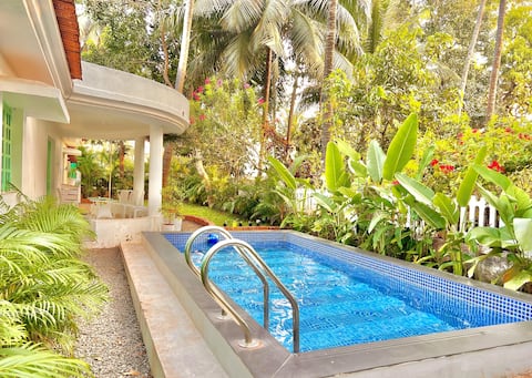 5 Bedrooms Private Pool Villa Near Anjuna Beach