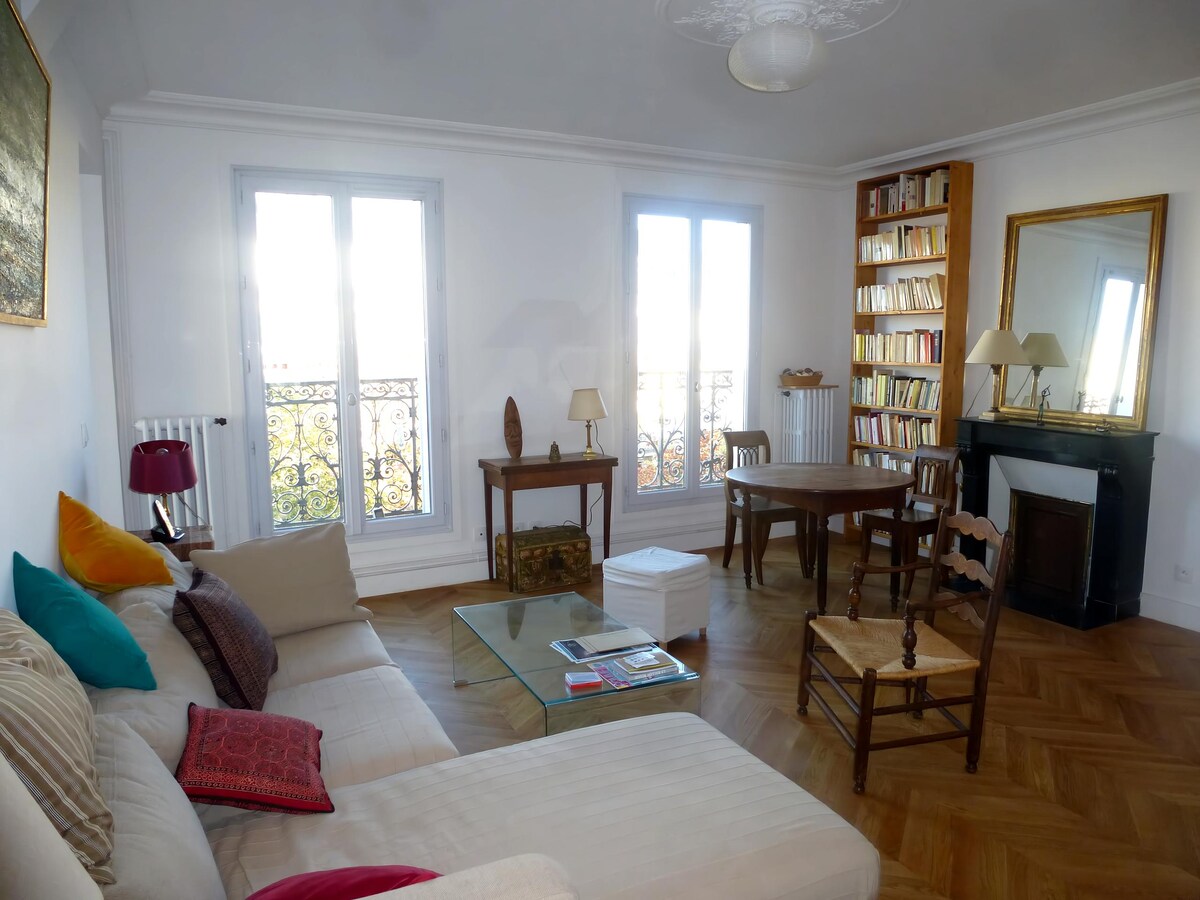 Top Airbnb: Beautiful family apartment in Paris 13e Arrondissement