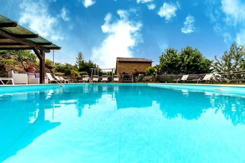Fonte Senesi Casale in Val d 'Orcia