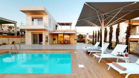 3 Muses Luxury Villas