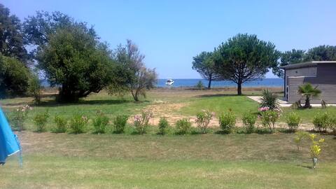 Corsican chalet 63 m² sea view, 100 m from the sea on foot.