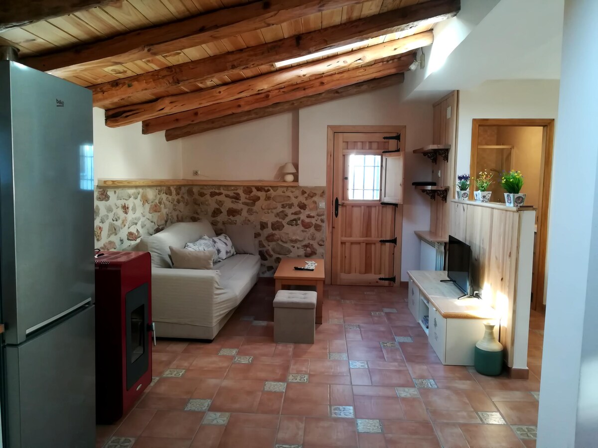 Popular Airbnb listing: Casa Máximo and Marcelina in Soria