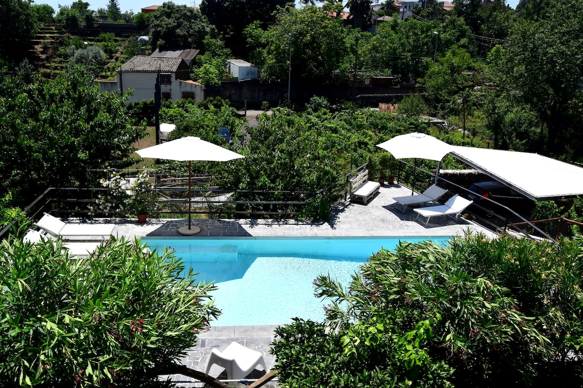 Top performing Airbnb: Open space relaxation on the slopes of Mount Etna. in Catania