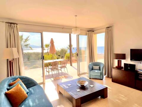 True front line apartment in Tatlisu North Cyprus
