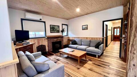 Miles Glen | Old world luxury