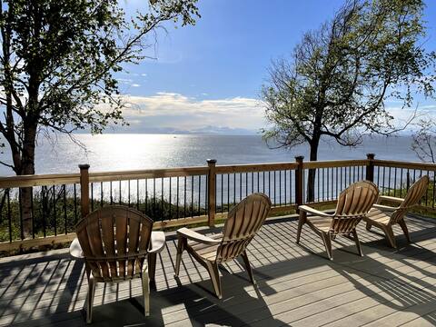 COOK INLET COASTAL COTTAGE  with View & fireplaces