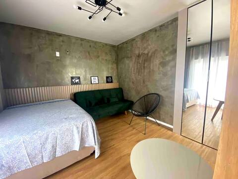 New, practical, gorgeous, great location and Garage