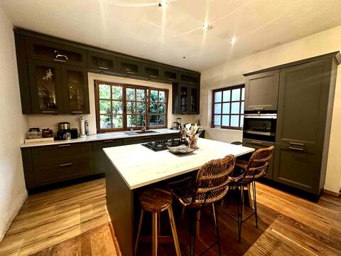 Charming and spacious House