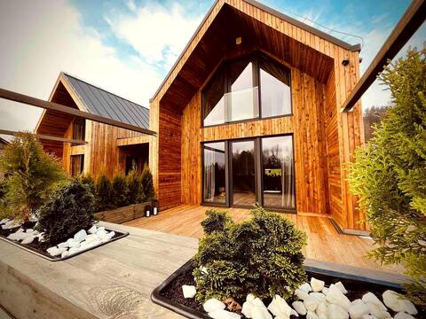 Zdlana Settlement - 6-bed cottage