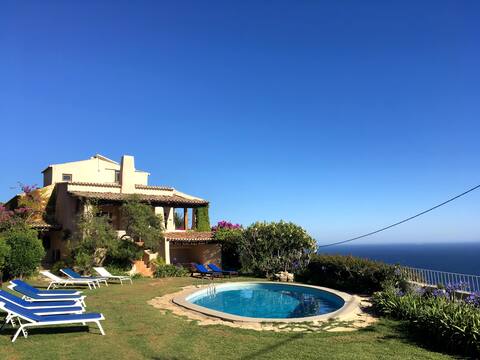 Villa w/Pool and Panoramic Seaview