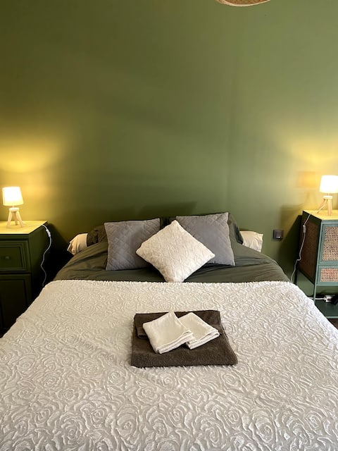 Renovated small cottage 2 rooms + terrace