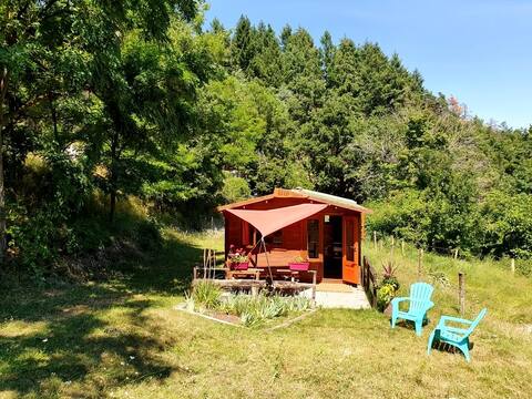 Comfortable chalet in the countryside
