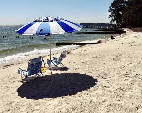 Family & Pet Friendly Private Beach Retreat