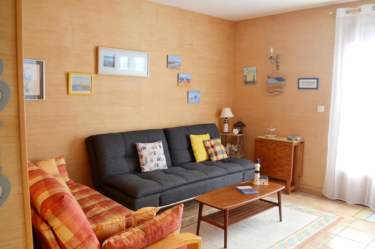 Popular Airbnb listing: Welcome to Cayeux - 50 m from the Seaside in Cayeux Sur Mer