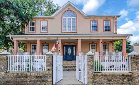 Jersey Shore Beach NEW Mansion: 5BR/3BA