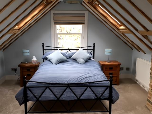 Top Airbnb: Near business park, tube, Harry Potter airports. in Three Rivers