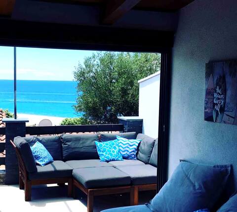 Home 61 - home by the sea