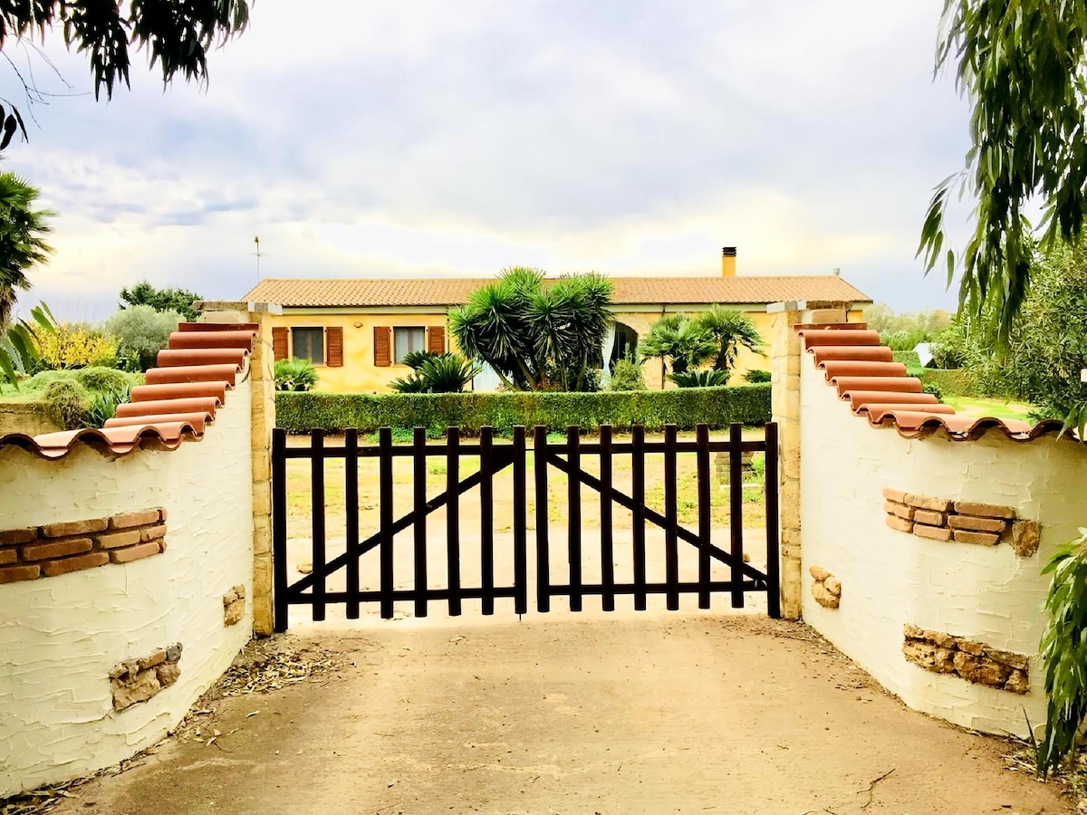 Annonce Airbnb populaire: Casa Sterlizia, Country House IUN Code P4829 à Alghero