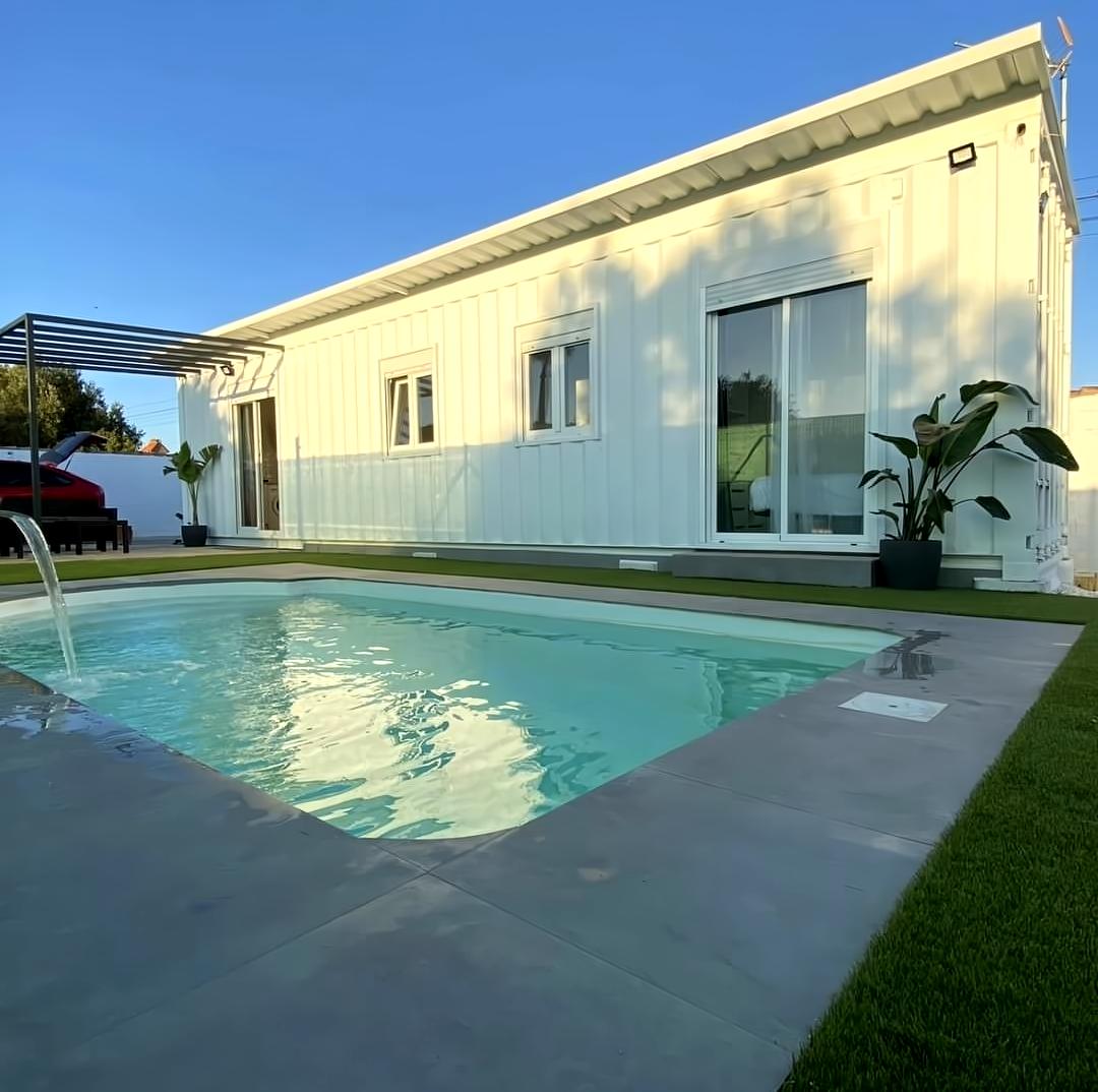 Top performing Airbnb: Southern corner in Chiclana De La Frontera