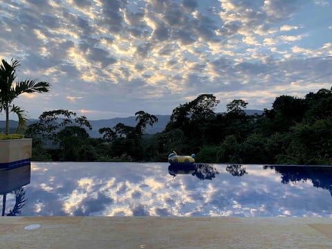 Beautiful Casa Campestre with endless views