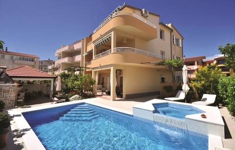 Villa D&G, luxury villa with private pool