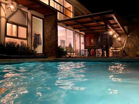 Comfortable house with a private pool, heated wifi