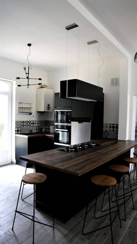 House of 100 m2 equipped with 4 bedrooms