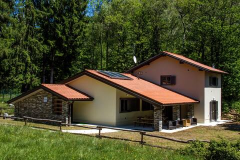 Alpine chalet near Lake Maggiore for small groups