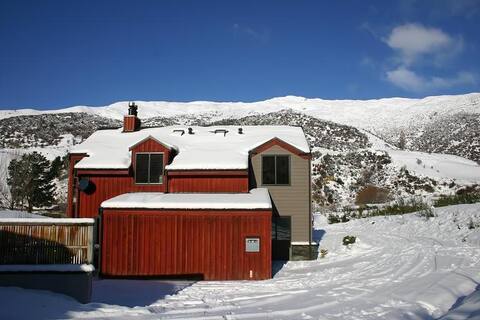 Cardrona Townhouse