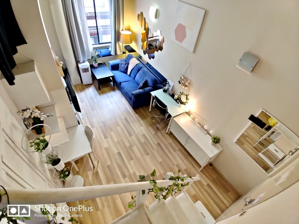 Popular Airbnb listing: Cozy loft-style self-contained apartment in Chippendale